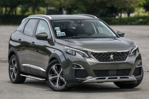 PEUGEOT 3008 II P84 2016-2023 STOPNIE BOCZNE LISTWY PROGOWE