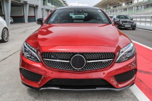MERCEDES C-CLASS C205 COUPE 2017-2018 LISTWA PRZEDNIEGO ZDERZAKA LEWA CZARNA A2058852500