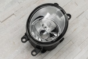 TOYOTA AVENSIS II T250 2003-2009 LAMPA PRZECIWMGIELNA PRZEDNIA PRAWA 195921112