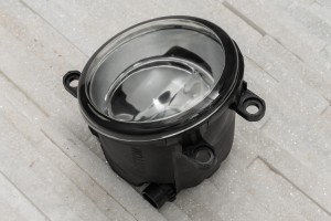TOYOTA AVENSIS III T270 KOMBI 2009-2018 LAMPA PRZECIWMGIELNA PRZEDNIA PRAWA 195921112