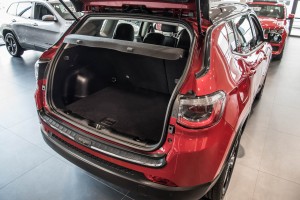 JEEP COMPASS II 2017+ OCHRONNA LISTWA ZDERZAKA TYLNEGO ABS