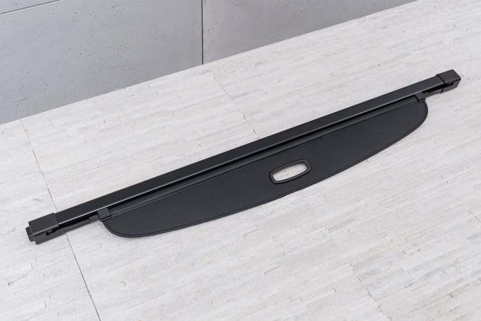 CHEVROLET ORLANDO MK1 2011-2018 ROLETA BAGAŻNIKA CZARNA