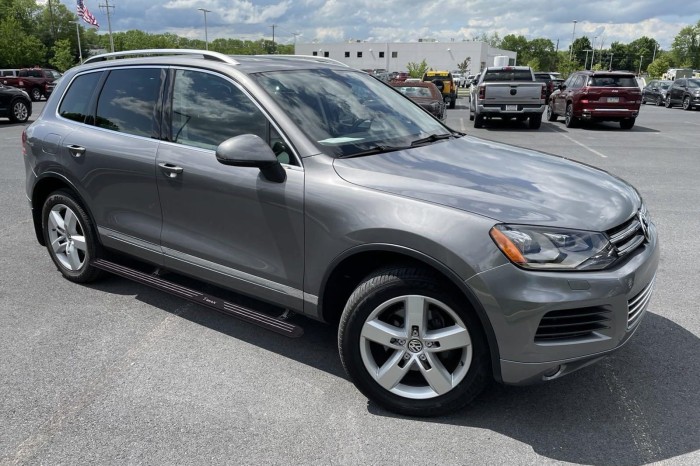 VOLKSWAGEN TOUAREG II 7P 2010-2018 R-LINE CHLAPACZE