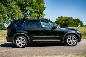 BMW X5 E70 2006-2013 LISTWA PRZEDNICH DRZWI PRAWA 51137158534