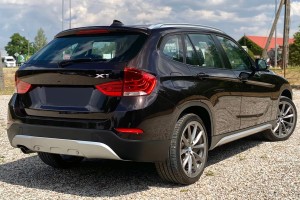 BMW X1 E84 2009-2015 LISTWA TYLNEGO BŁOTNIKA PRAWA 51772990172