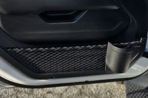 JEEP WRANGLER JL 2018+ UCHWYTY NA KUBKI NA DRZWI PRZEDNIE