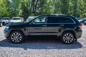 JEEP GRAND CHEROKEE IV WK2 2017-2021 DRUGI FACELIFTING LISTWA PRZEDNIEGO BŁOTNIKA GŁADKA LEWA 5XT69RXFAC