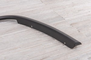 JEEP GRAND CHEROKEE IV WK2 2017-2021 DRUGI FACELIFTING LISTWA PRZEDNIEGO BŁOTNIKA GŁADKA PRAWA 5XT68RXFAC