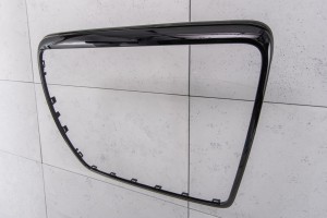 AUDI RS6 C6 4F 2008-2011 PO FACELIFTINGU RAMKA GRILLA CZARNA 4F0853651AK