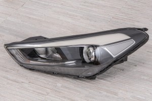 HYUNDAI TUCSON III TL 2015-2018 PRZED FACELIFTINGIEM LAMPA PRZEDNIA LED LEWA 92101D7000