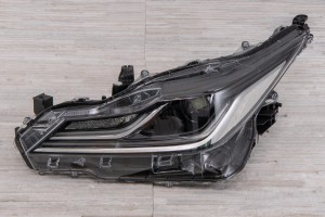 TOYOTA COROLLA XII E21 2019+ SEDAN LAMPA PRZEDNIA LEWA LED +DRL 8115002T51