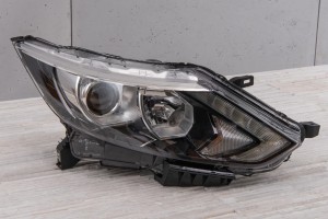 NISSAN QASHQAI II J11 2014-2017 PRZED FACELIFTINGIEM LAMPA PRZEDNIA PRAWA Z LED 260604EH0A
