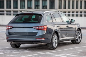 SKODA SUPERB II B6 2013-2015 KOMBI PO FACELIFTINGU ZASŁONKI PRZECIWSŁONECZNE