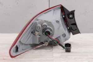 HYUNDAI ix35 LM 2010-2013 PRZED FACELIFTINGIEM KAROSERYJNA LAMPA TYLNA PRAWA 924022S520