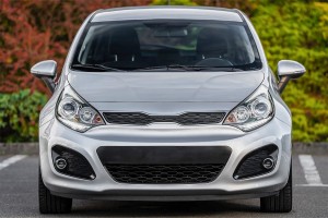 KIA RIO III UB 2011-2015 HATCHBACK PRZED FACELIFTINGIEM LAMPA PRZECIWMGIELNA PRZEDNIA PRAWA 922021W210