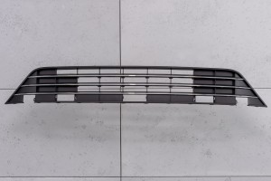 VW TOUAREG 2015-2018 KRATKA PRZEDNIEGO ZDERZAKA 7P6853671H