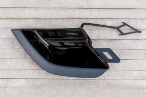 VOLKSWAGEN TIGUAN II R-LINE 2016-2020 PRZED FACELIFTINGIEM ZAŚLEPKA PRZEDNIEGO HAKA HOLOWNICZEGO 5NA807241A / 5NA807155