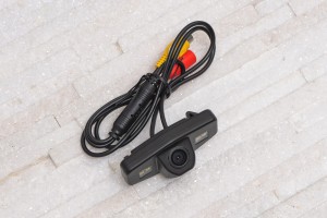 HONDA JAZZ III 2008-2014 KAMERA COFANIA Z LAMPĄ