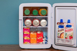 LODÓWKA BIUROWA 10L 12V Z FUNKCJĄ GRZANIA DO 50-65°C BIAŁA + GRATIS