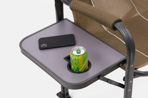 SKŁADANE KRZESŁO TURYSTYCZNE ZE STOLIKIEM NA NAPOJE BRĄZOWE