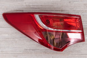 HYUNDAI SANTA FE III DM 2012-2015 PRZED FACELIFTINGIEM LAMPA KAROSERYJNA TYLNA LEWA 924012W030