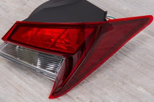 HYUNDAI ELANTRA VII CN 2020+ LAMPA KAROSERYJNA LED TYLNA PRAWA 5PIN 92402AA000