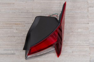 HYUNDAI ELANTRA VII CN 2020+ LAMPA KAROSERYJNA LED TYLNA PRAWA 5PIN 92402AA000