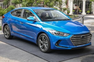 HYUNDAI ELANTRA VI AD 2015-2018 PRZED FACELIFTINGIEM OBUDOWA LUSTERKA LEWA 87616F2000