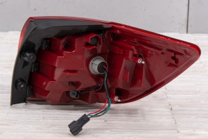 KIA SPORTAGE III SL 2014-2015 PO LIFTINGU KAROSERYJNA LAMPA TYLNA LEWA 924013W510