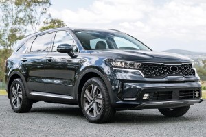 KIA SORENTO IV MQ4 2020+ LAMPA PRZECIWMGIELNA LED PRZEDNIA PRAWA 92202P2000