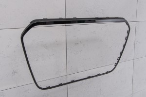 AUDI A6 C7 4G 2011-2015 PRZED FACELIFTINGIEM RAMKA GRILLA CZARNA 4G0853651A