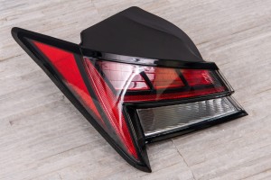 HYUNDAI ELANTRA VII CN7 2020+ LAMPA TYLNA LED LEWA 92401AA200