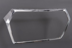 AUDI Q7 4M 2015-2020 PRZED FACELIFTINGIEM CHROMOWANA RAMKA GRILLA 4M0853651F