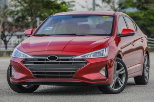 HYUNDAI ELANTRA VI AD 2018-2020 PO FACELIFTINGU LAMPA PRZEDNIA PRAWA 92102F2500