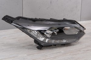 HONDA HR-V 2015 LAMPA PRZEDNIA LED PRAWA