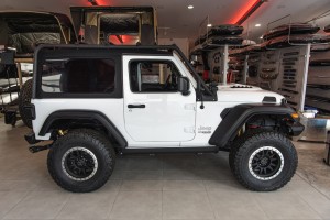 JEEP WRANGLER JL DODATKOWE POSZERZENIA NADKOLI 5 CM