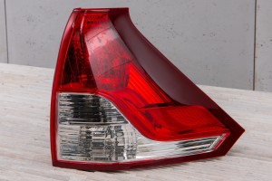 HONDA CR-V IV 2012-2015 PRZED FACELIFTINGIEM KAROSERYJNA LAMPA TYLNA PRAWA 33500T0AA01