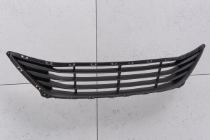 HYUNDAI ELANTRA V MD 2010-2013 PRZED FACELIFTINGIEM KRATKA ZDERZAKA ŚRODKOWA 865603X700