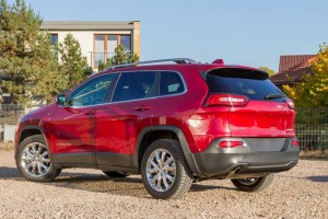JEEP CHEROKEE V KL 2014-2018 PRZED FACELIFTINGIEM SPOILER TYLNEGO ZDERZAKA CZARNY 1 WYDECH 68210025AA