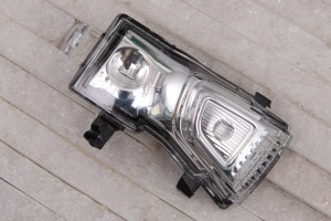 HYUNDAI KONA 2017+ KIERUNKOWSKAZ LUSTERKA LED PRAWY 87624J9000