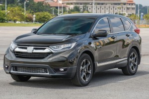 HONDA CR-V V 2018-2019 PRZED FACELIFTINGIEM LISTWA LEWEGO PRZEDNIEGO BŁOTNIKA 74165TLAA02