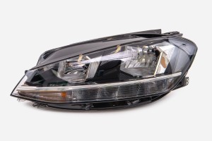 VOLSKWAGEN GOLF 7 VII 5G1 2016-2020 PO FACELIFTINGU LAMPA PRZEDNIA DRL LED Z LAMPĄ PRZECIWMGIELNĄ LEWA 5G1941005D
