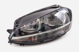 VOLSKWAGEN GOLF 7 VII 5G1 2016-2020 PO FACELIFTINGU LAMPA PRZEDNIA DRL LED Z LAMPĄ PRZECIWMGIELNĄ LEWA 5G1941005D