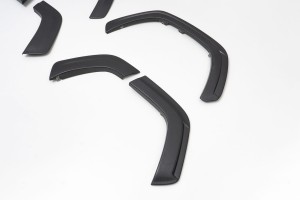 SUZUKI ACROSS 2020+ POSZERZENIA BŁOTNIKÓW ABS