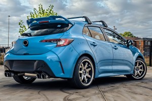 TOYOTA COROLLA XII E21 2019+ HATCHBACK / SEDAN BELKI DACHOWE OEM PW30102001