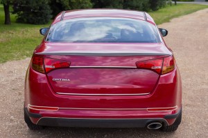 KIA OPTIMA III TF 2010-2013 PRZED FACELIFTINGIEM NAKŁADKI NA TYLNE LAMPY PRZECIWMGIELNE