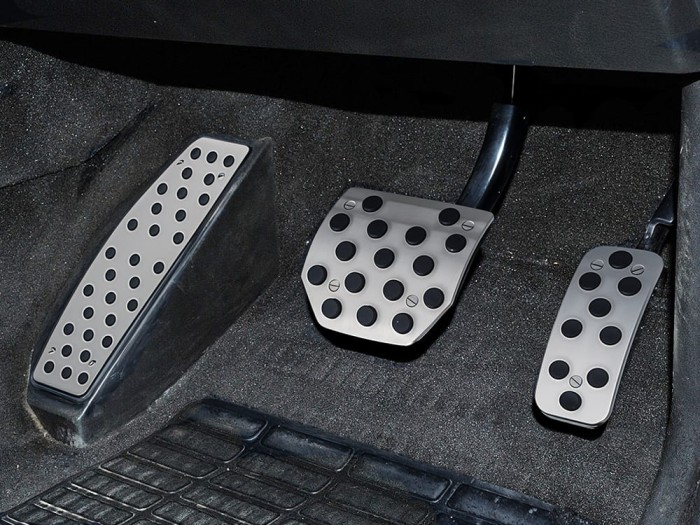 LAND ROVER DISCOVERY 4 L319 2009-2016 NAKŁADKI NA PEDAŁY NAKŁADANE AUTOMAT