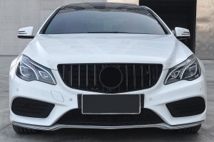 MERCEDES E-CLASS C207 COUPE 2014-2017 PO FACELIFTINGU GRILL GT PANAMERICANA Z KAMERĄ CZARNY