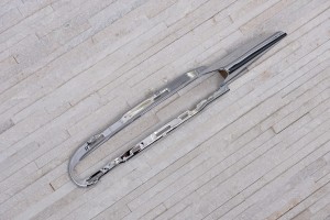 MERCEDES R-CLASS W251 2009-2013 PO FACELIFTINGU CHROMOWANA LISTWA KRATKI PRZEDNIEGO ZDERZAKA PRAWA A2518853823