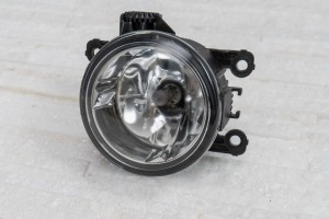 IVECO DAILY IV 2014+ LAMPA PRZECIWMGIELNA PRZEDNIA 68202187AA L=P